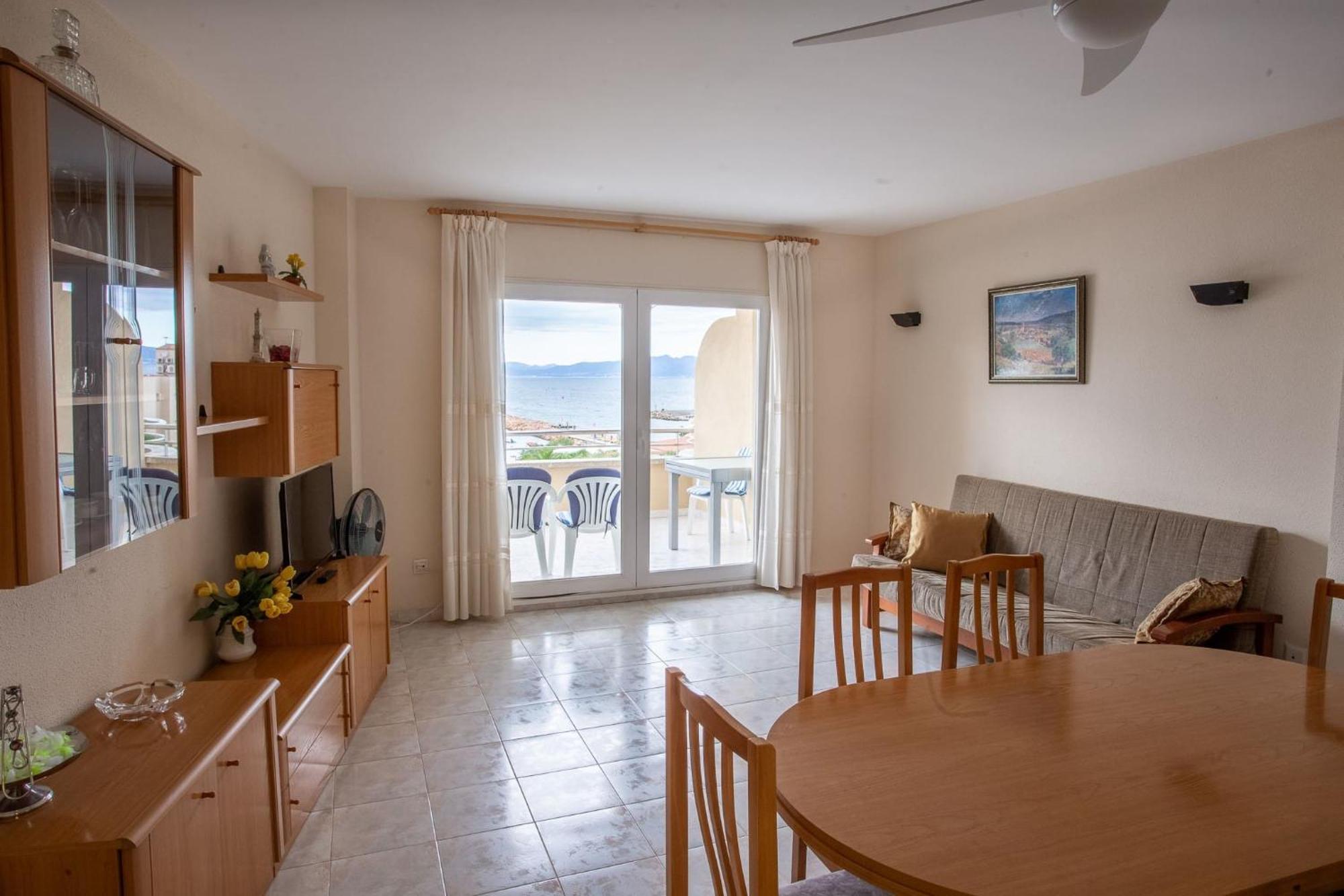 דירות L' Escala Passeig Del Mar מראה חיצוני תמונה