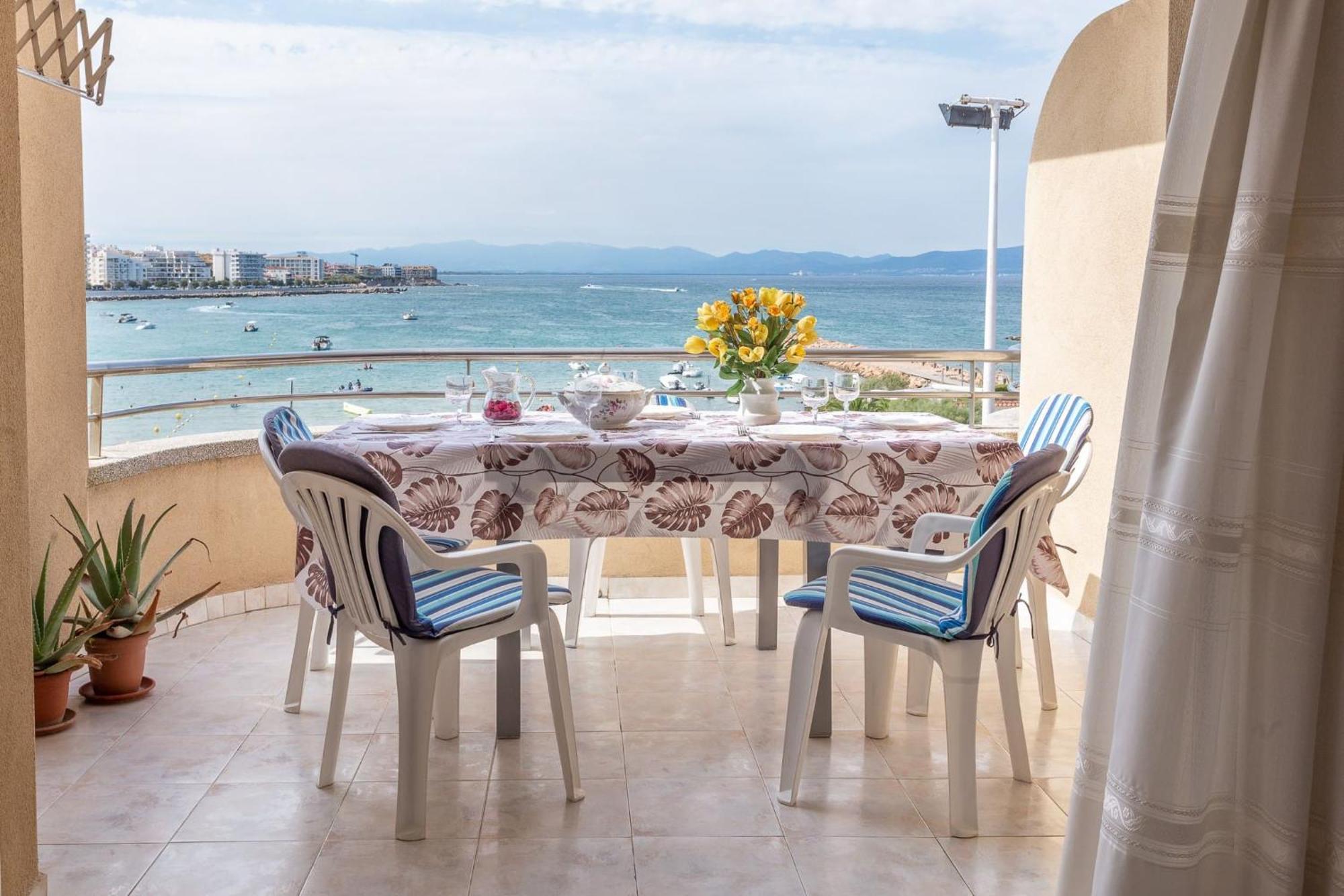 דירות L' Escala Passeig Del Mar מראה חיצוני תמונה